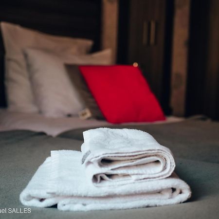 Hotel Le Saint Patrice バイユー エクステリア 写真