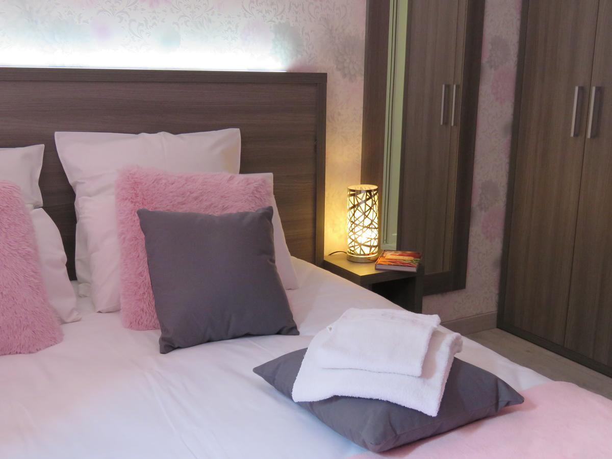 Hotel Le Saint Patrice バイユー エクステリア 写真