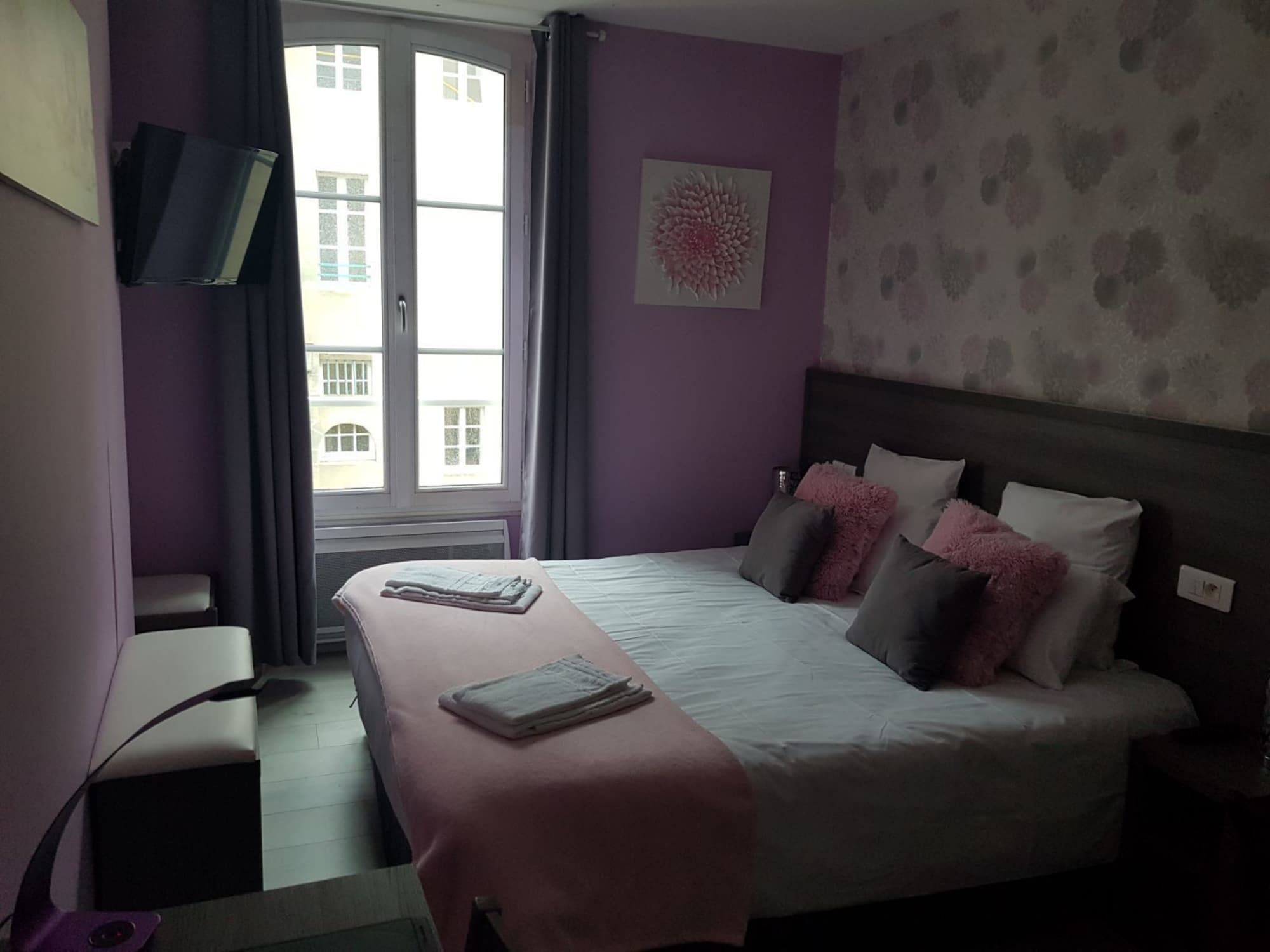 Hotel Le Saint Patrice バイユー エクステリア 写真